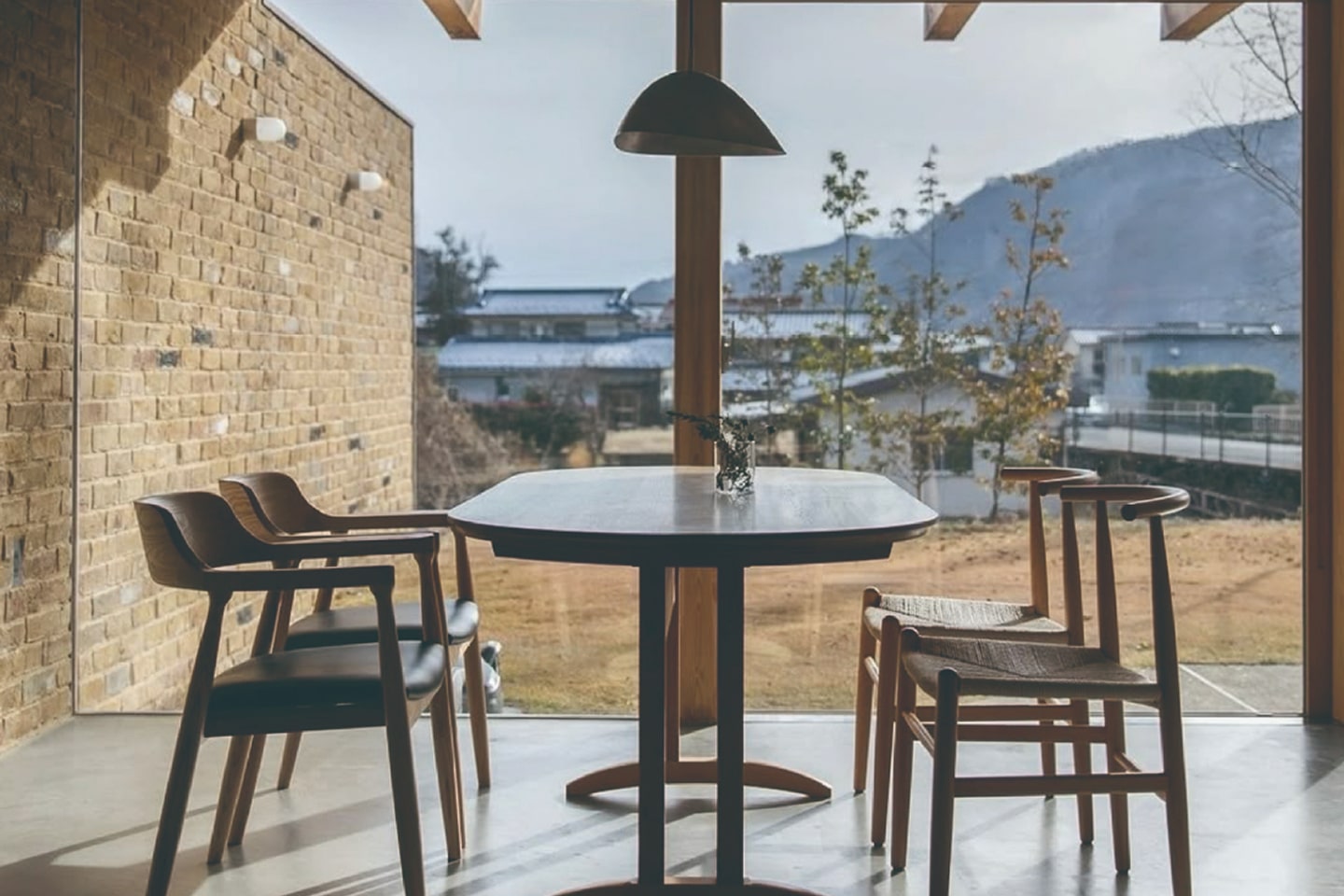 素材と光がつくる、豊かな日常