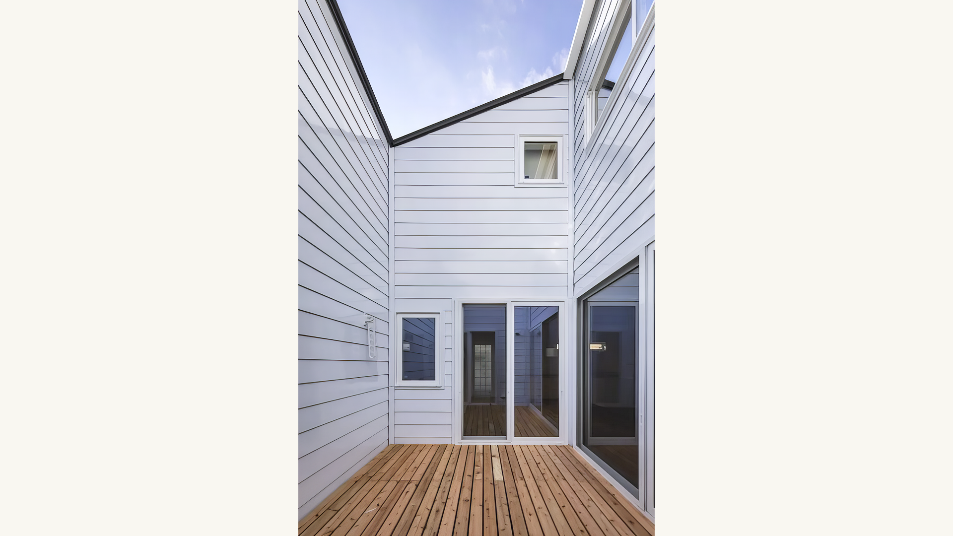 【大分市 H様】周囲を気にせずくつろげる“中庭のある暮らし”が実現しました。