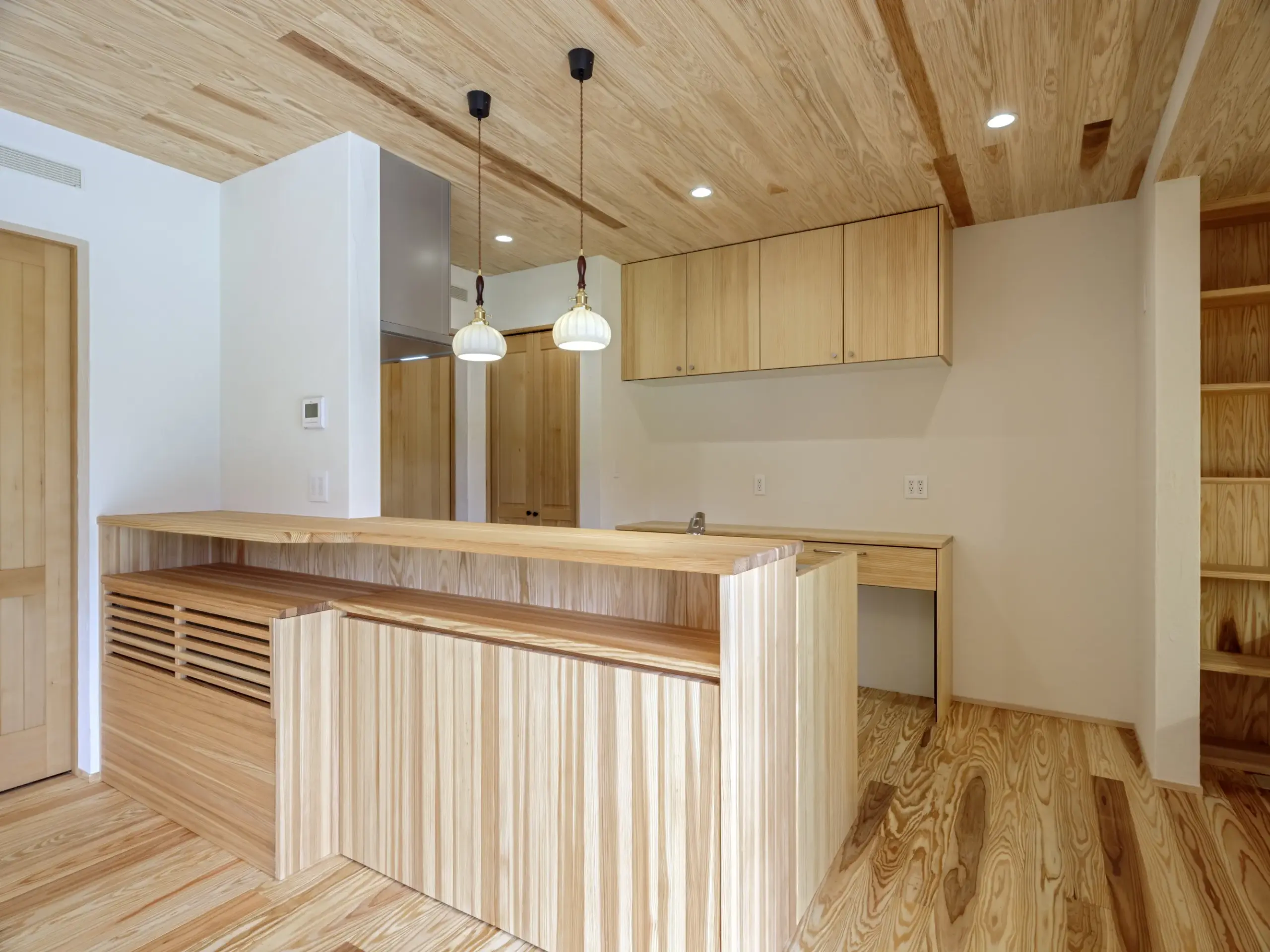 趣味と暮らす大人の平屋