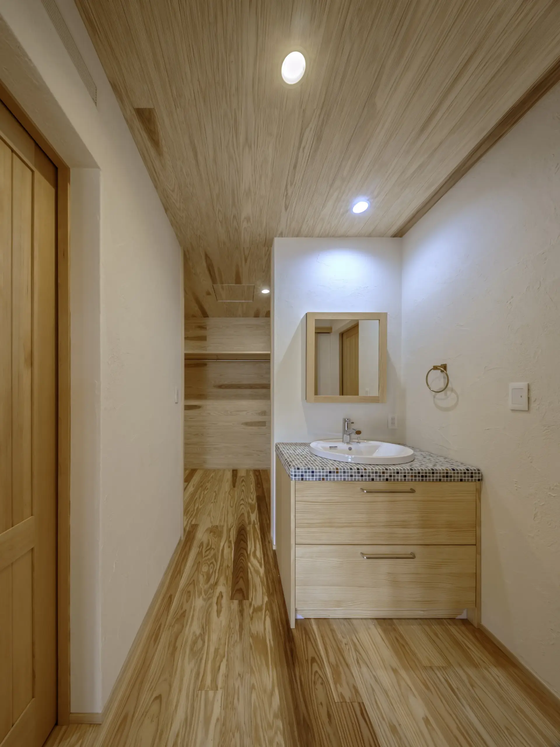 趣味と暮らす大人の平屋